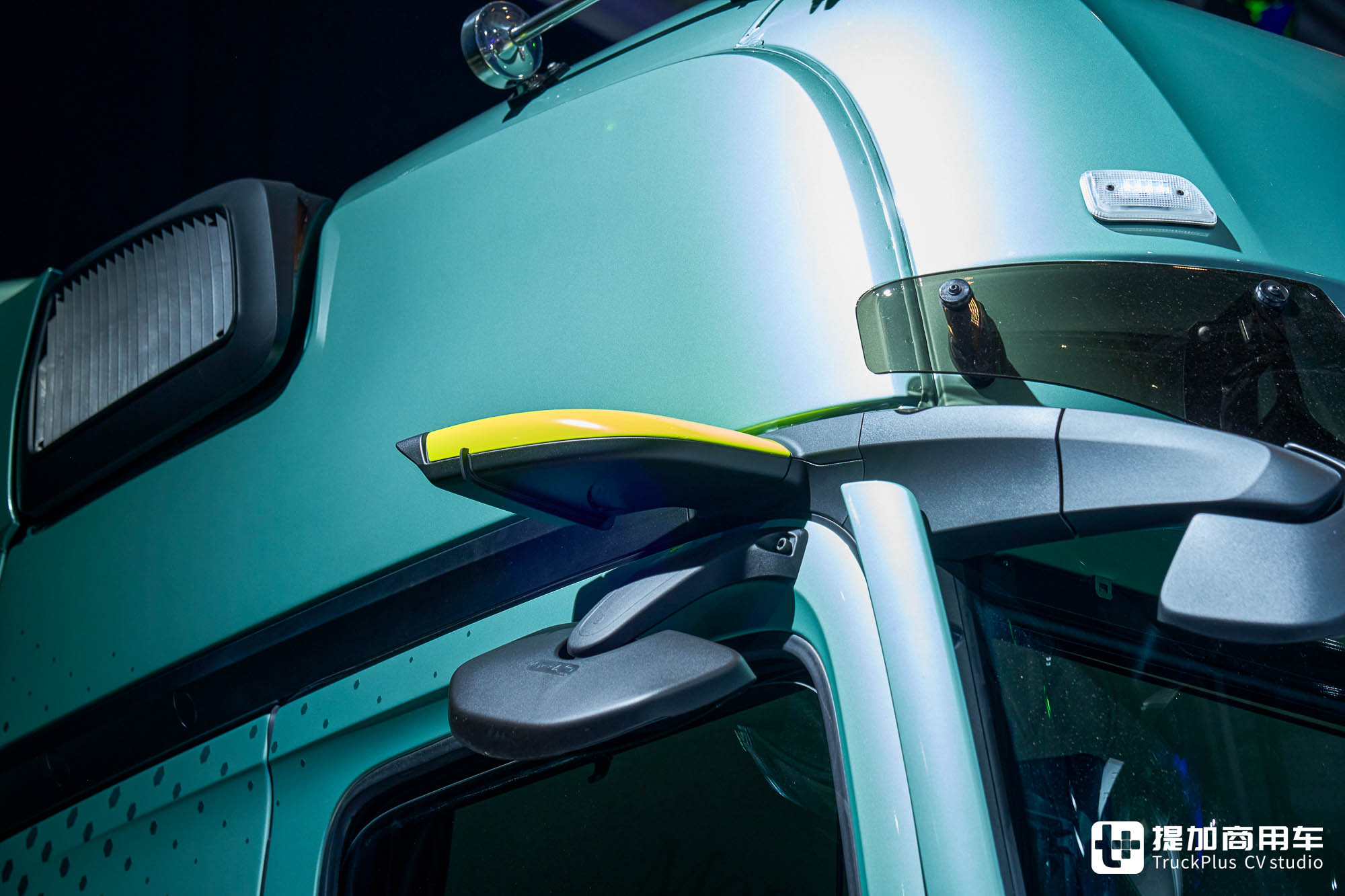 2024IAA:聚焦脱碳及数字化、智能化,奔驰带来多款柴油、纯电动前沿展品 - 第13张 - 提加商用车网 2024IAA:聚焦脱碳及数字化、智能化,奔驰带来多款柴油、纯电动前沿展品 - 第13张