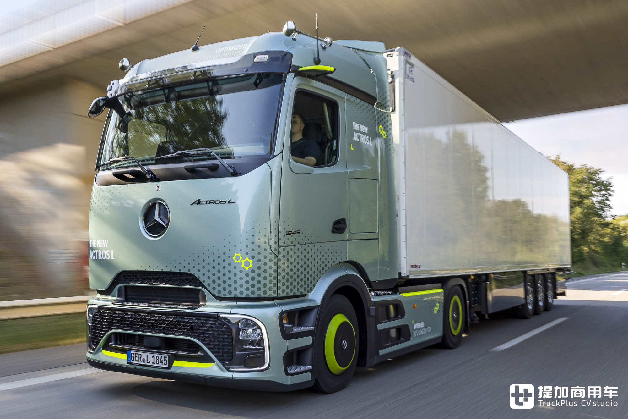 2024IAA:聚焦脱碳及数字化、智能化,奔驰带来多款柴油、纯电动前沿展品 - 第12张 - 提加商用车网 2024IAA:聚焦脱碳及数字化、智能化,奔驰带来多款柴油、纯电动前沿展品 - 第12张