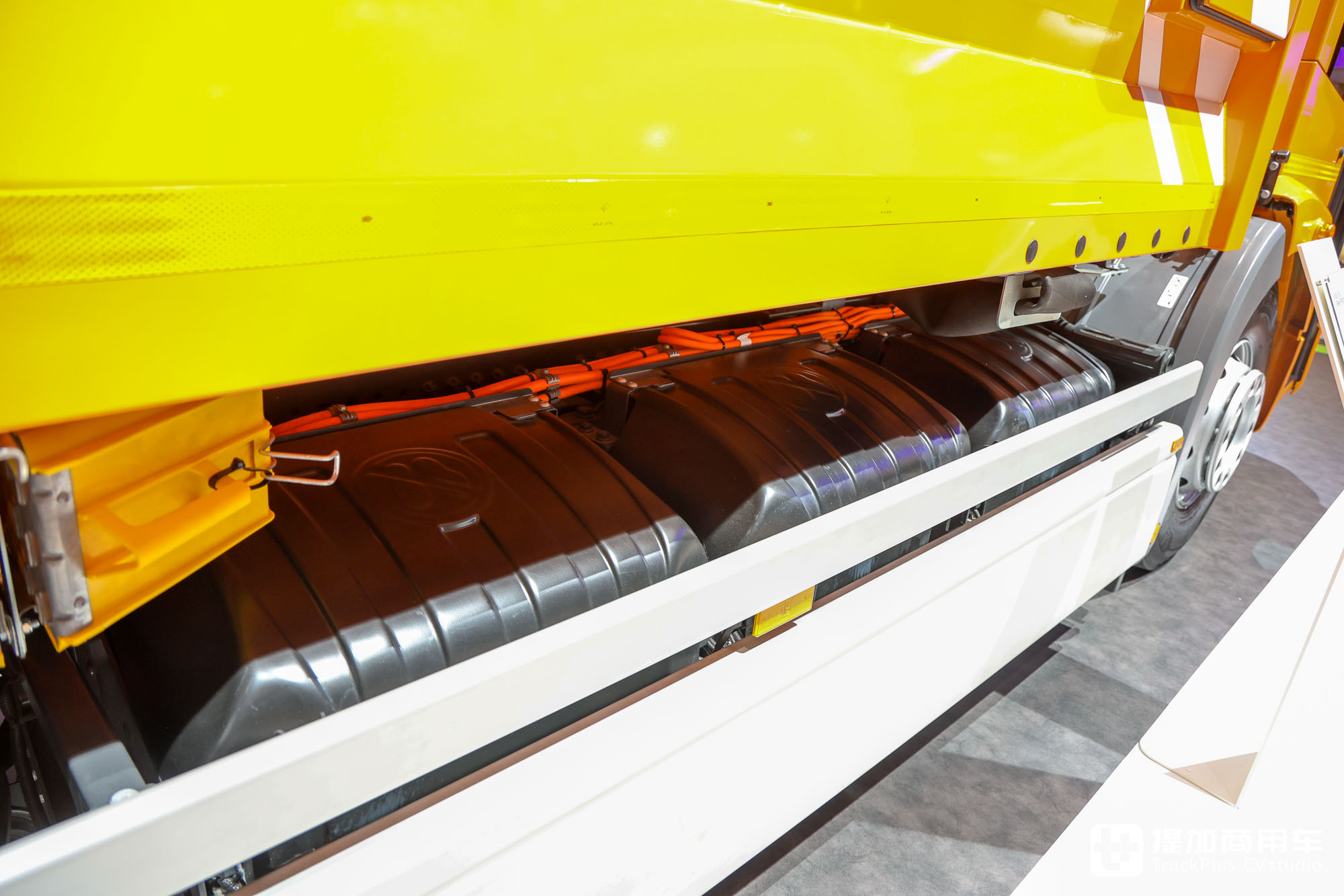 2024IAA:低入口卡车领域的先驱者,奔驰eEconic 300纯电动车型实拍 - 第16张 - 提加商用车网 2024IAA:低入口卡车领域的先驱者,奔驰eEconic 300纯电动车型实拍 - 第16张