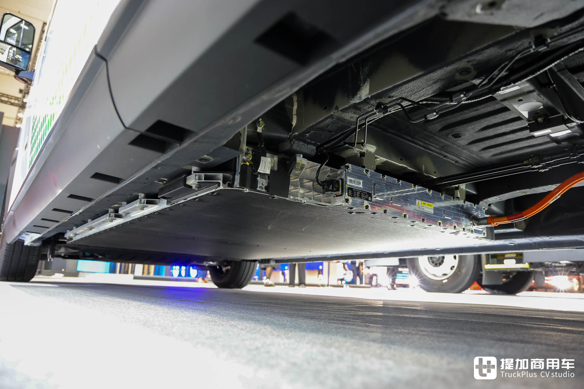 2024IAA:E-VALI纯电厢货、EYT 2.0码头牵引车亮相,比亚迪双新品全球首发 - 第18张 - 提加商用车网 2024IAA:E-VALI纯电厢货、EYT 2.0码头牵引车亮相,比亚迪双新品全球首发 - 第18张