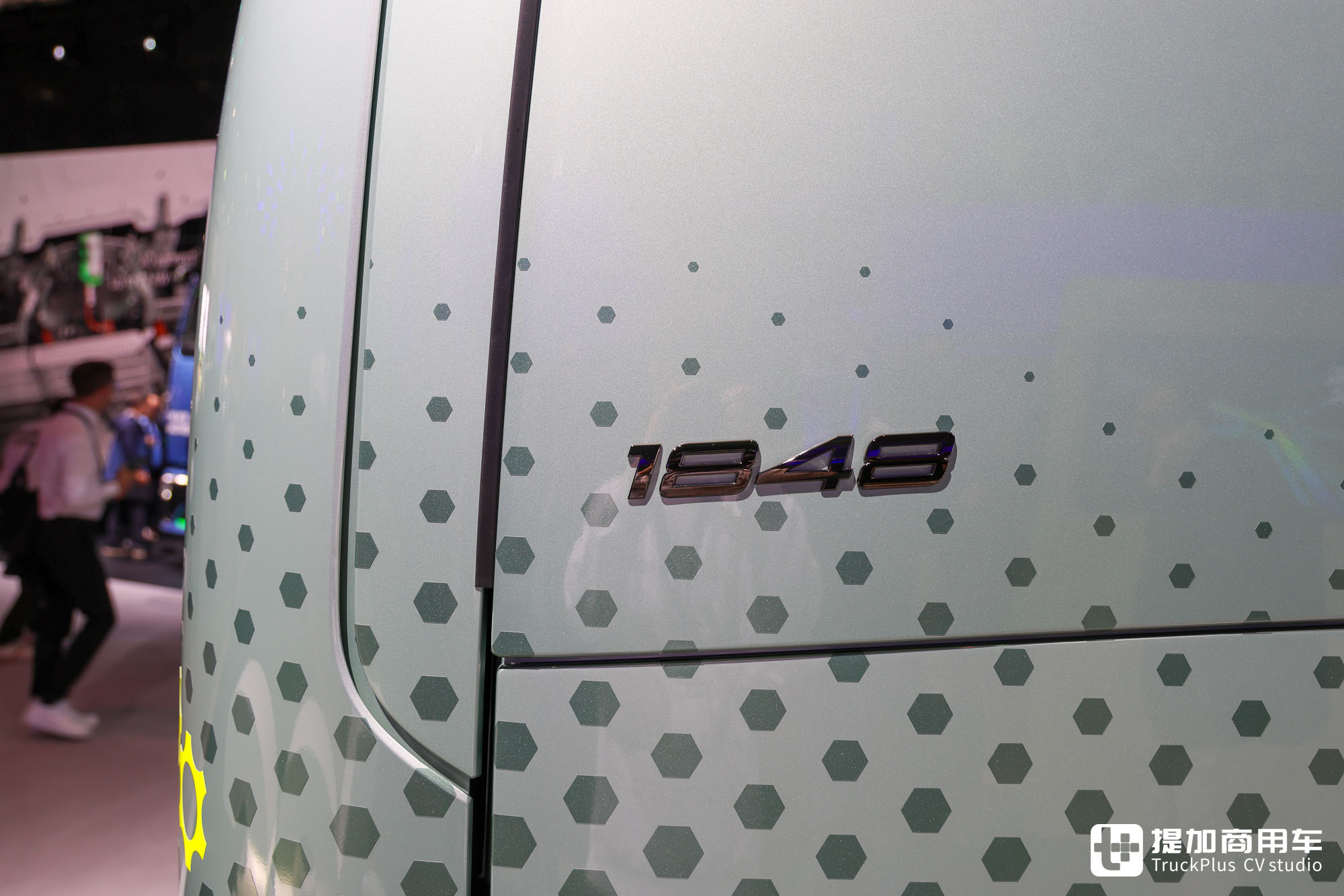 2024IAA:未来派全新平台,柴油动力再升级,奔驰新一代Actros L旗舰车型来袭 - 第26张 - 提加商用车网 2024IAA:未来派全新平台,柴油动力再升级,奔驰新一代Actros L旗舰车型来袭 - 第26张