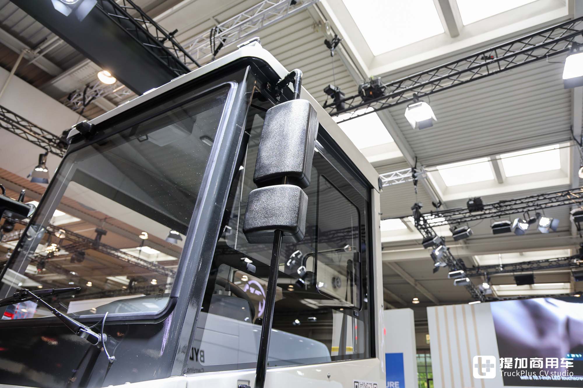 2024IAA:E-VALI纯电厢货、EYT 2.0码头牵引车亮相,比亚迪双新品全球首发 - 第27张 - 提加商用车网 2024IAA:E-VALI纯电厢货、EYT 2.0码头牵引车亮相,比亚迪双新品全球首发 - 第27张