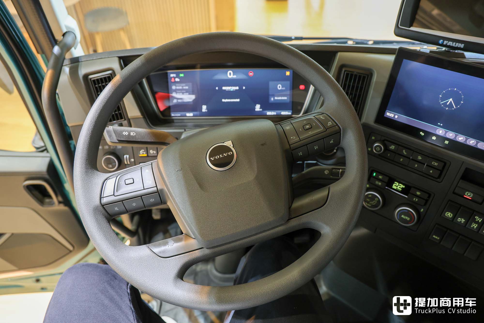 2024IAA:低入口超大号驾驶室,独特电驱系统,沃尔沃FM Low Entry低入口纯电动卡车实拍 - 第30张 - 提加商用车网 2024IAA:低入口超大号驾驶室,独特电驱系统,沃尔沃FM Low Entry低入口纯电动卡车实拍 - 第30张