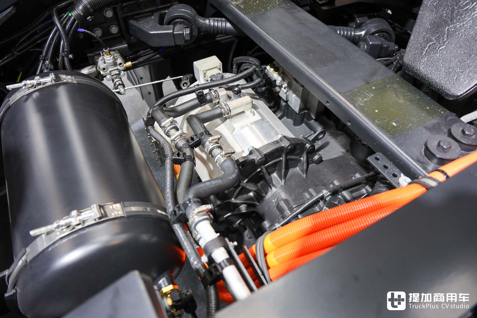 2024IAA:E-VALI纯电厢货、EYT 2.0码头牵引车亮相,比亚迪双新品全球首发 - 第33张 - 提加商用车网 2024IAA:E-VALI纯电厢货、EYT 2.0码头牵引车亮相,比亚迪双新品全球首发 - 第33张