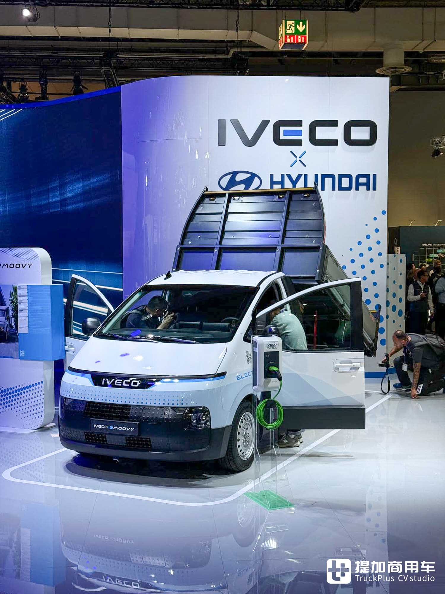 2024IAA:氢内燃+增程混动亮相,eMoovy纯电轻型商用车首发,依维柯展品解读 - 第30张 - 提加商用车网 2024IAA:氢内燃+增程混动亮相,eMoovy纯电轻型商用车首发,依维柯展品解读 - 第30张