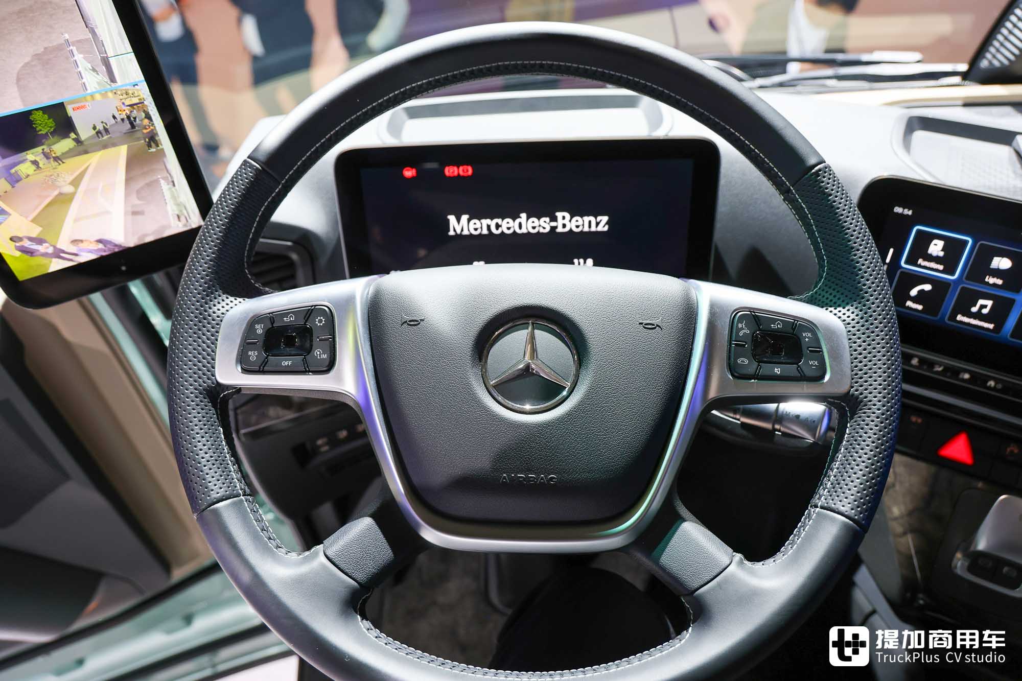 2024IAA:未来派全新平台,柴油动力再升级,奔驰新一代Actros L旗舰车型来袭 - 第43张 - 提加商用车网 2024IAA:未来派全新平台,柴油动力再升级,奔驰新一代Actros L旗舰车型来袭 - 第43张