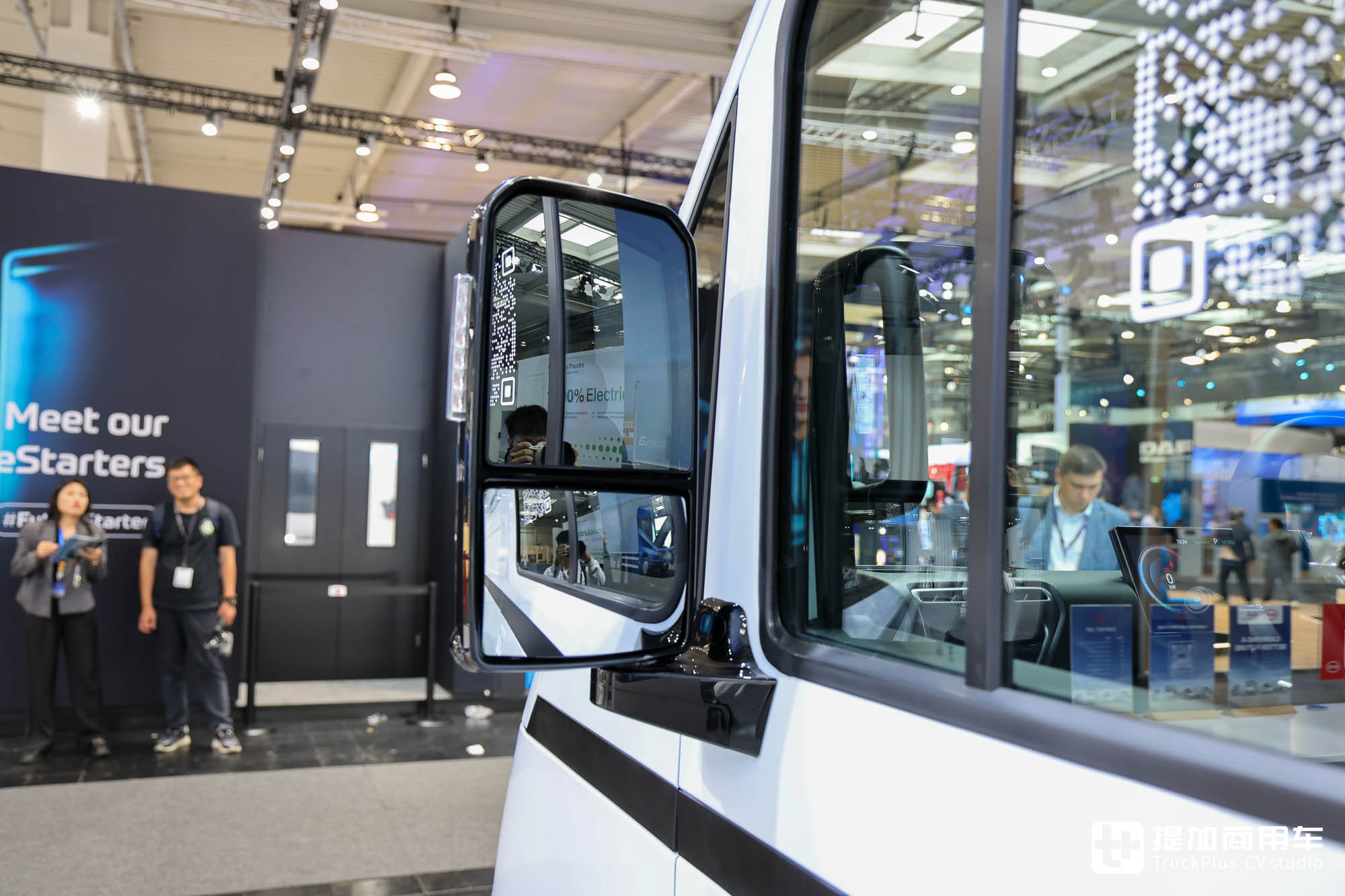 2024IAA:E-VALI纯电厢货、EYT 2.0码头牵引车亮相,比亚迪双新品全球首发 - 第5张 - 提加商用车网 2024IAA:E-VALI纯电厢货、EYT 2.0码头牵引车亮相,比亚迪双新品全球首发 - 第5张