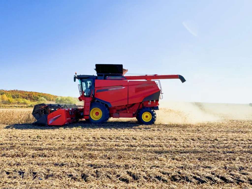 走进“北大仓” 东风康明斯为高效秋收加Buff - 第2张 - 提加商用车网 走进“北大仓” 东风康明斯为高效秋收加Buff - 第2张