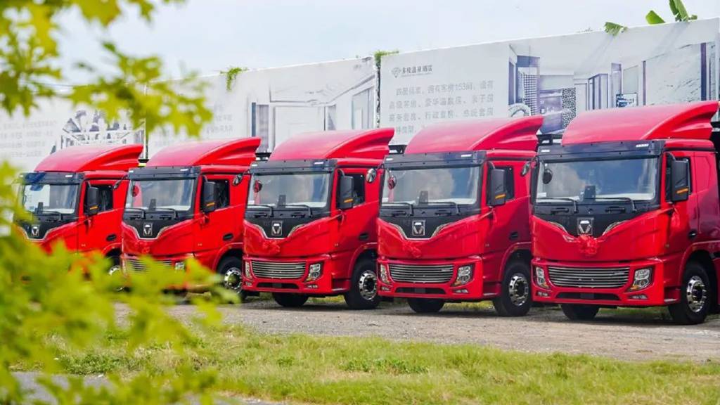 燃动福建!百台徐工新能源电动牵引车交付 - 第3张 - 提加商用车网 燃动福建!百台徐工新能源电动牵引车交付 - 第3张