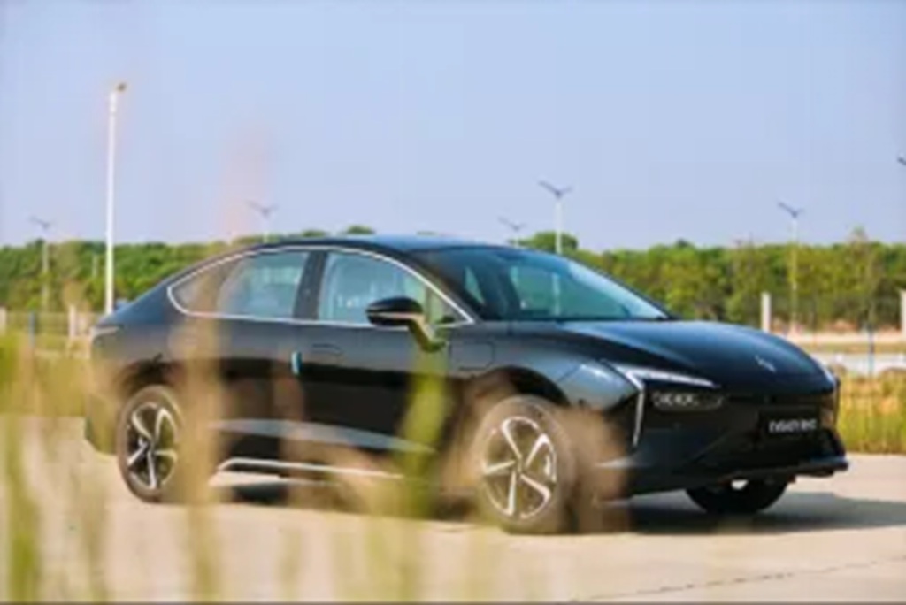 同比增长755.3%!“羿”右舵版再添新动力 - 第2张 - 提加商用车网 同比增长755.3%!“羿”右舵版再添新动力 - 第2张