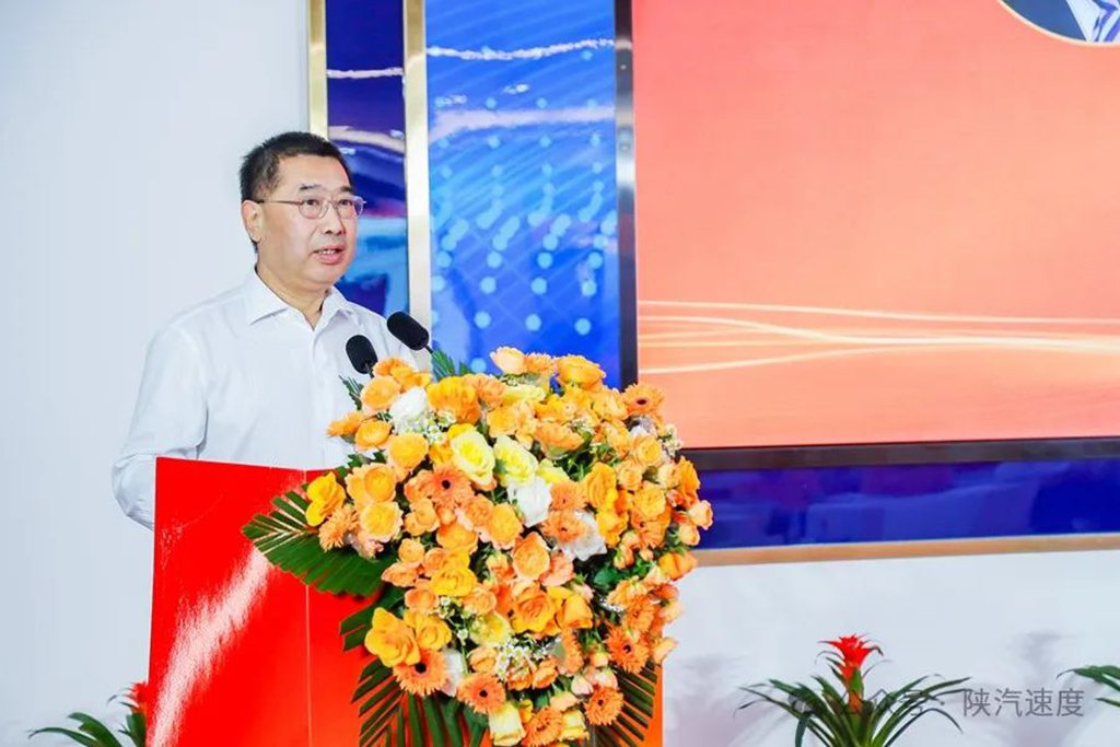 践行“四新”:第9800列中集·陕汽头挂一体列车交付市场 - 第3张 - 提加商用车网 践行“四新”:第9800列中集·陕汽头挂一体列车交付市场 - 第3张