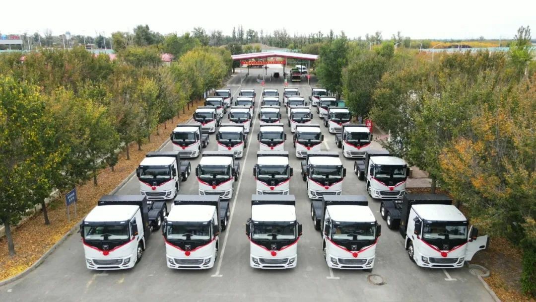 脱碳“换”绿进行时!徐工新能源重卡批量交付西北 - 第1张 - 提加商用车网 脱碳“换”绿进行时!徐工新能源重卡批量交付西北 - 第1张