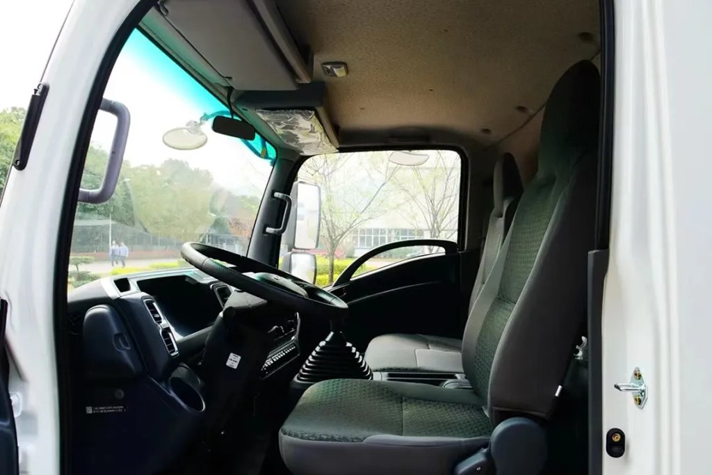 假如你在庆铃五十铃KV100车里…… - 第7张 - 提加商用车网 假如你在庆铃五十铃KV100车里…… - 第7张