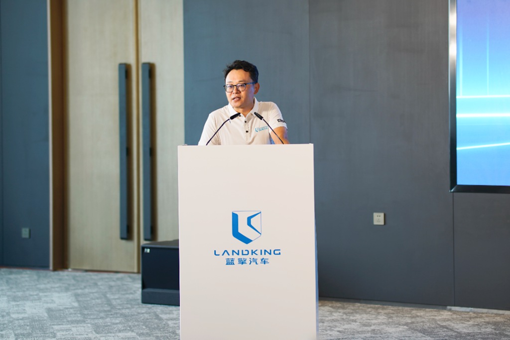 【科技蓝擎 领跑绿色物流】蓝擎冷链1卡”TOP合作伙伴共创大会隆重召开,蓝擎汽车多款冷链新品重磅发布! - 第1张 - 提加商用车网 【科技蓝擎 领跑绿色物流】蓝擎冷链1卡”TOP合作伙伴共创大会隆重召开,蓝擎汽车多款冷链新品重磅发布! - 第1张