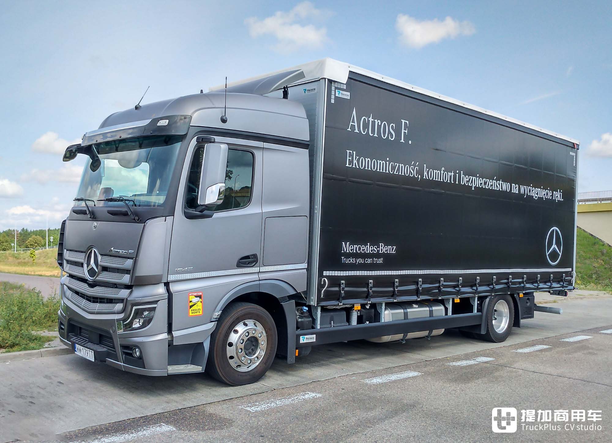 高性价比结合过硬配置,看齐自家旗舰车型?奔驰Actros F Plus车型实力几何 - 第3张 - 提加商用车网 高性价比结合过硬配置,看齐自家旗舰车型?奔驰Actros F Plus车型实力几何 - 第3张