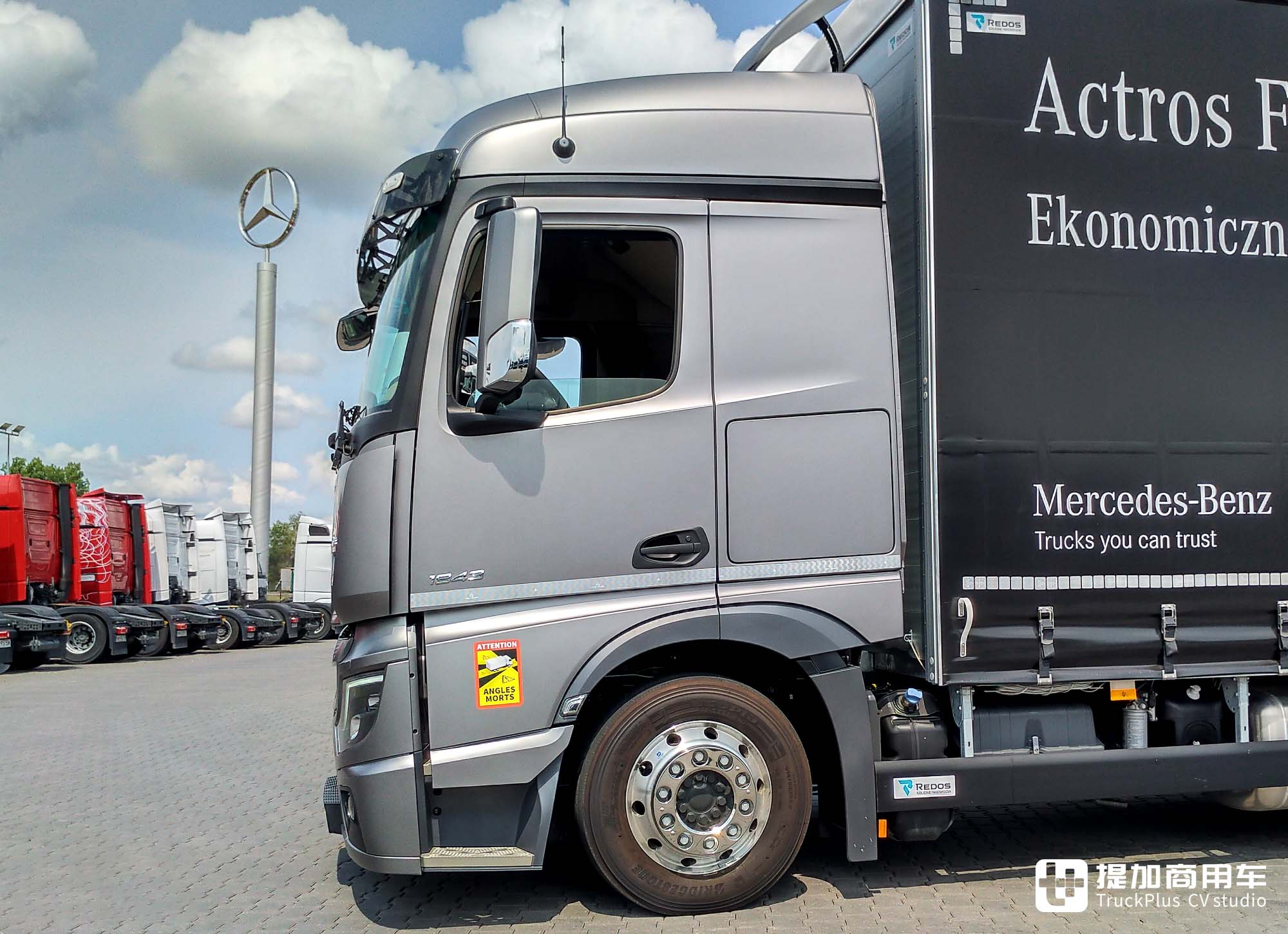 高性价比结合过硬配置,看齐自家旗舰车型?奔驰Actros F Plus车型实力几何 - 第7张 - 提加商用车网 高性价比结合过硬配置,看齐自家旗舰车型?奔驰Actros F Plus车型实力几何 - 第7张