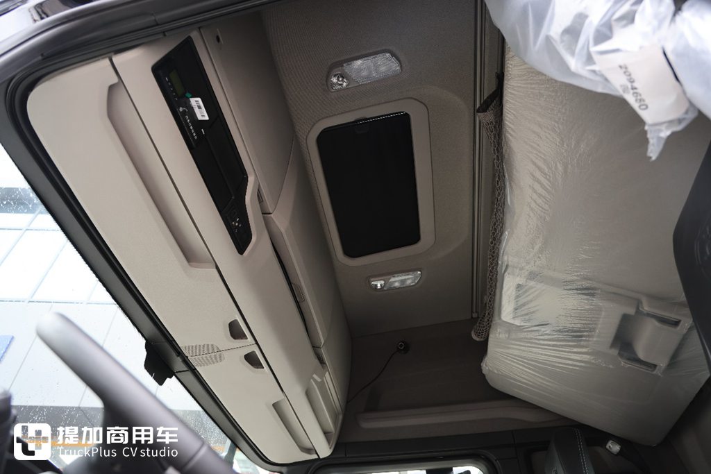 伴随全新一代斯堪尼亚SUPER而来,斯堪尼亚R PRO到底有何不一样?实拍带你好好看看! - 第12张 - 提加商用车网 伴随全新一代斯堪尼亚SUPER而来,斯堪尼亚R PRO到底有何不一样?实拍带你好好看看! - 第12张