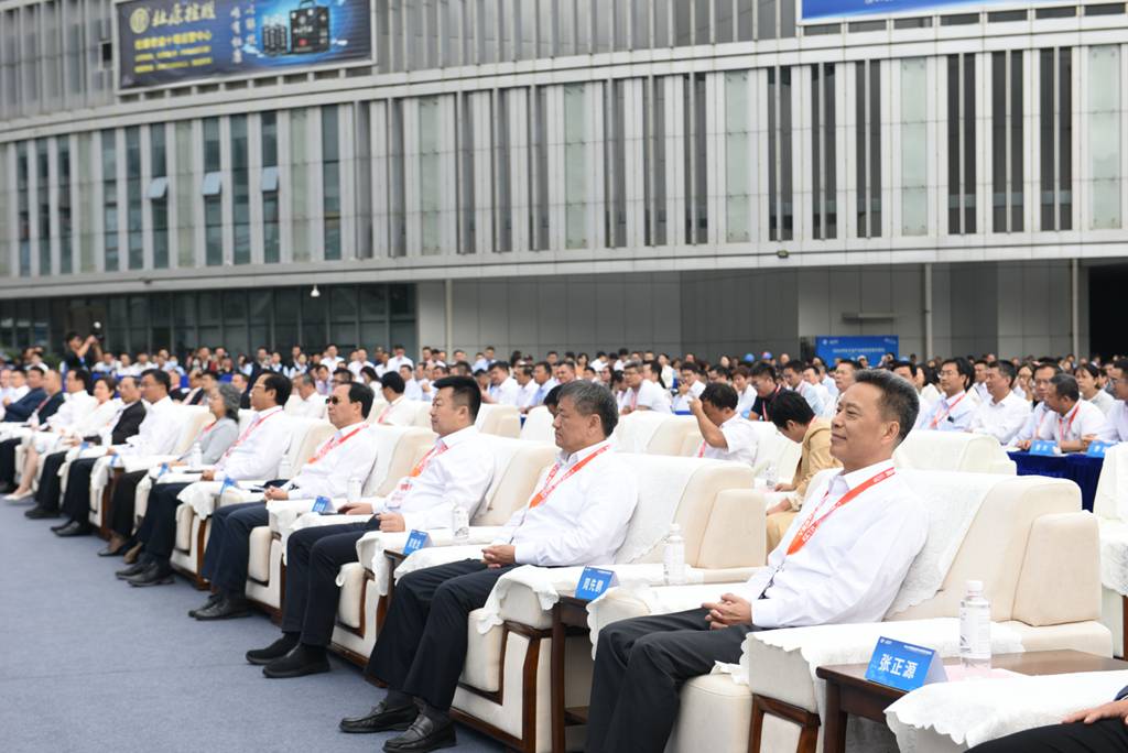 绿色科技盛宴!东风商用车亮相新能源汽车零部件交易会 - 第1张 - 提加商用车网 绿色科技盛宴!东风商用车亮相新能源汽车零部件交易会 - 第1张