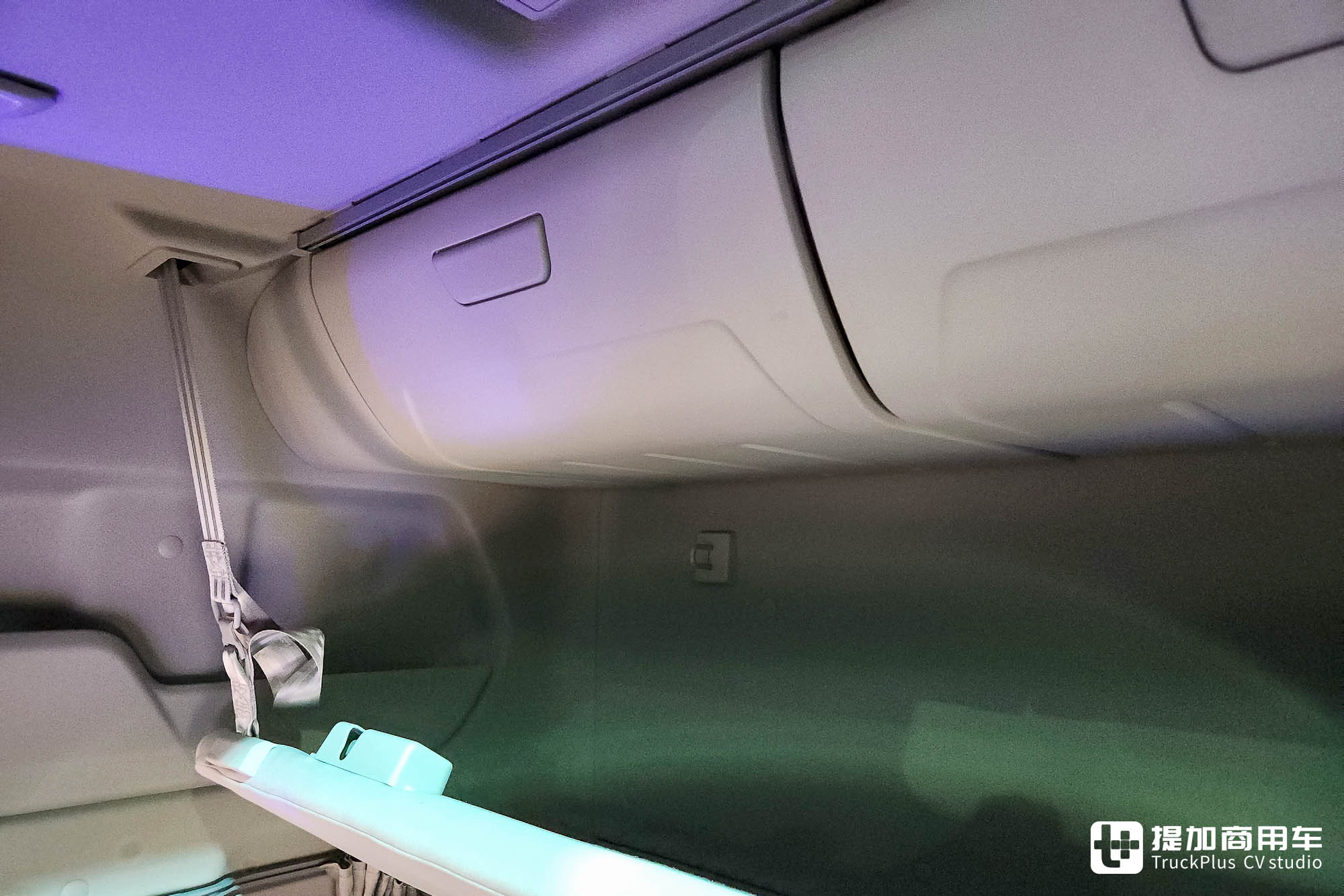 2024IAA:新一代柴油动力链亮相,生活舱车型抢眼,福特卡车展品解读 - 第14张 - 提加商用车网 2024IAA:新一代柴油动力链亮相,生活舱车型抢眼,福特卡车展品解读 - 第14张