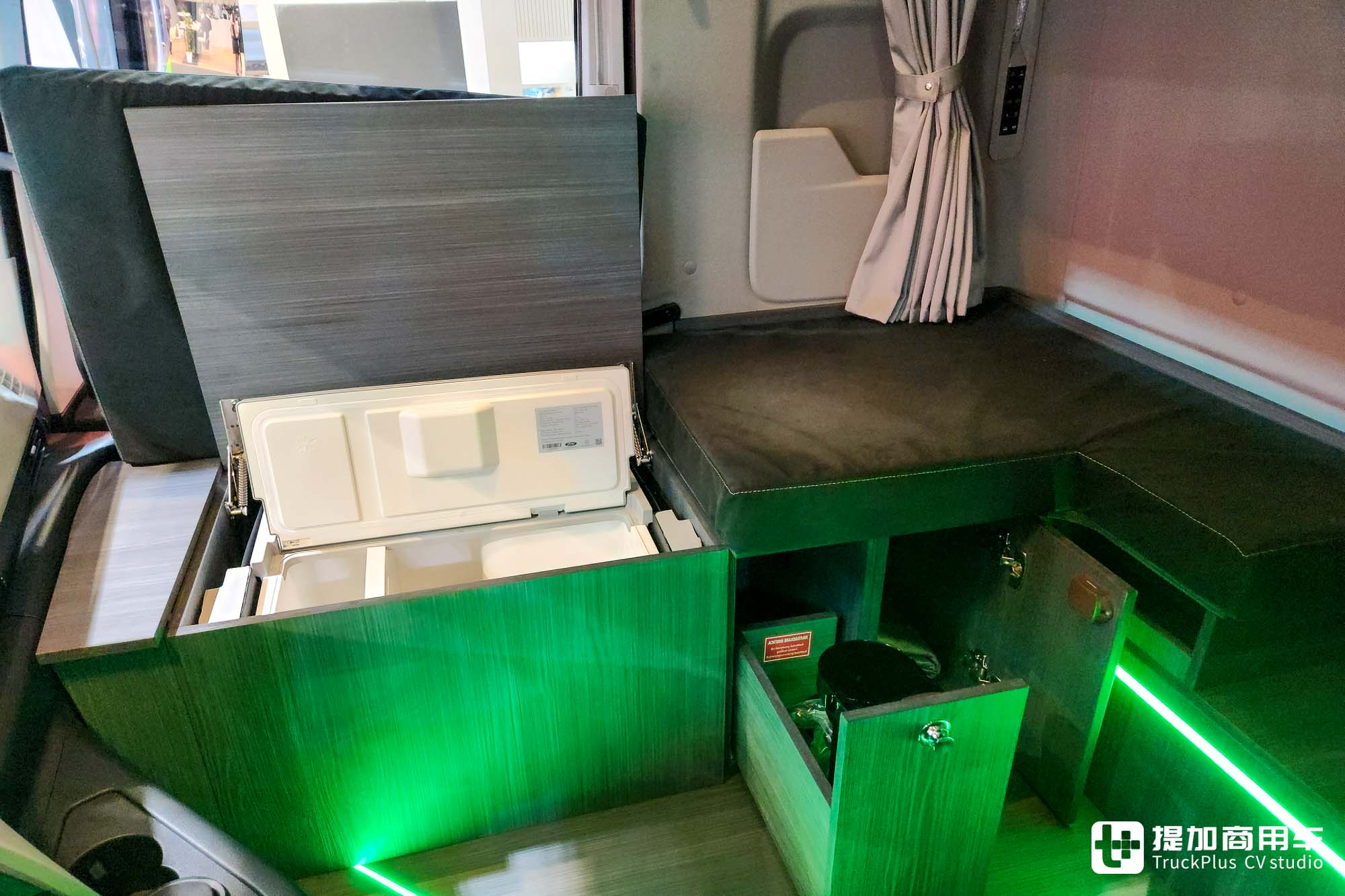 2024IAA:新一代柴油动力链亮相,生活舱车型抢眼,福特卡车展品解读 - 第23张 - 提加商用车网 2024IAA:新一代柴油动力链亮相,生活舱车型抢眼,福特卡车展品解读 - 第23张