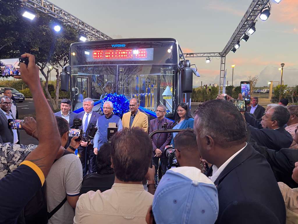 一路繁花一路风景,宇通沿“路”架起中非友谊桥梁 - 第3张 - 提加商用车网 一路繁花一路风景,宇通沿“路”架起中非友谊桥梁 - 第3张