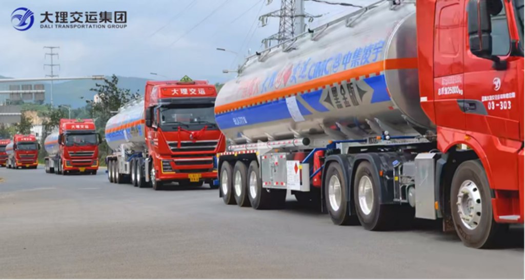 中国重汽豪沃重卡八月交车盛典,荣耀此刻共鉴! - 第3张 - 提加商用车网 中国重汽豪沃重卡八月交车盛典,荣耀此刻共鉴! - 第3张