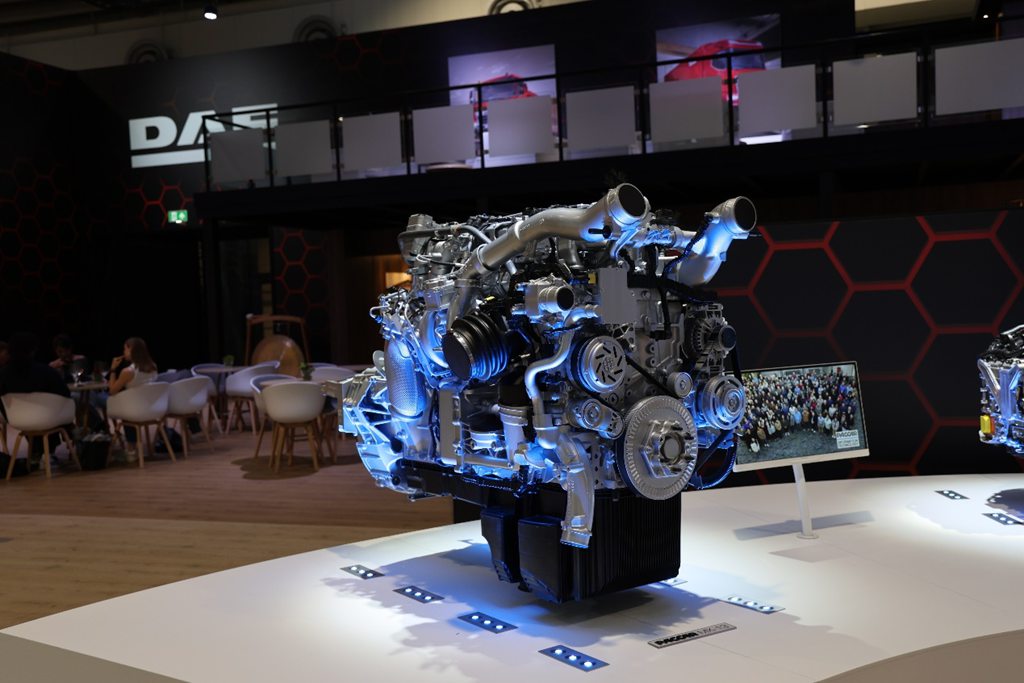 2024IAA:口碑不输斯堪尼亚,达夫顶级公路旗舰XG+焕新升级 - 第31张 - 提加商用车网 2024IAA:口碑不输斯堪尼亚,达夫顶级公路旗舰XG+焕新升级 - 第31张