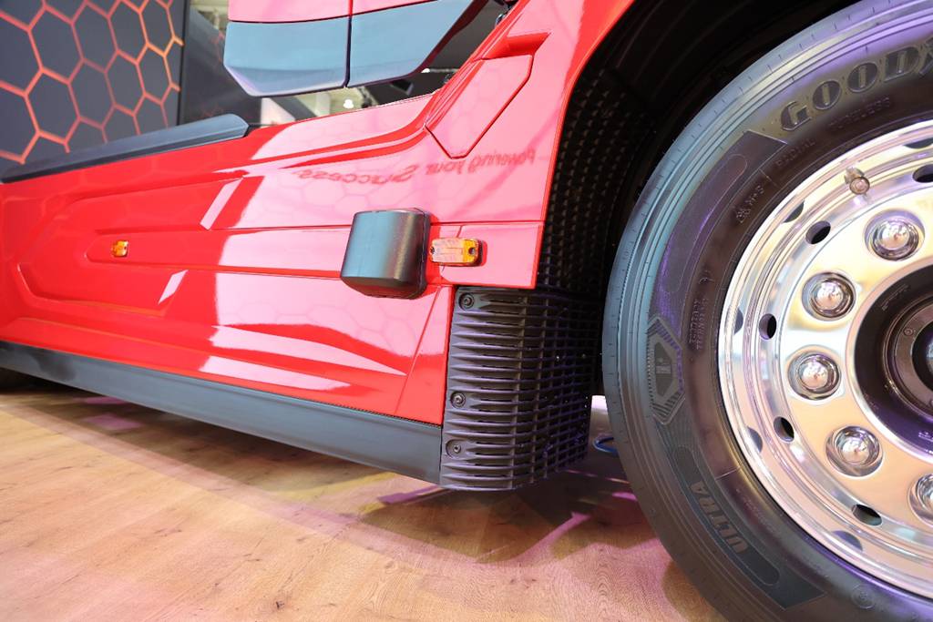 2024IAA:口碑不输斯堪尼亚,达夫顶级公路旗舰XG+焕新升级 - 第36张 - 提加商用车网 2024IAA:口碑不输斯堪尼亚,达夫顶级公路旗舰XG+焕新升级 - 第36张