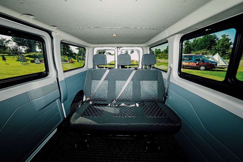 国民轻客再度升级,配置更加贴近用户需求,详解上汽大通新途V80 - 第4张 - 提加商用车网 国民轻客再度升级,配置更加贴近用户需求,详解上汽大通新途V80 - 第4张