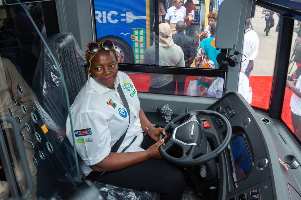 一路繁花一路风景,宇通沿“路”架起中非友谊桥梁 - 第5张 - 提加商用车网 一路繁花一路风景,宇通沿“路”架起中非友谊桥梁 - 第5张