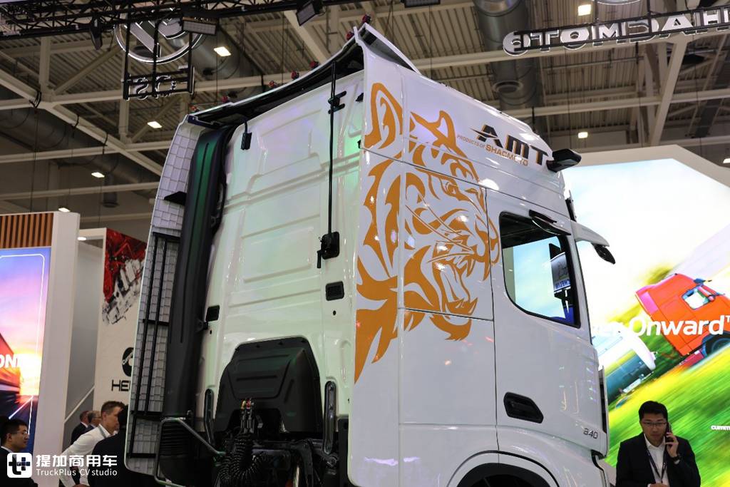 全场马力最大!陕汽德龙X6000 840马力牵引车亮相汉诺威IAA国际车展,配置不是一般高 - 第8张 - 提加商用车网 全场马力最大!陕汽德龙X6000 840马力牵引车亮相汉诺威IAA国际车展,配置不是一般高 - 第8张