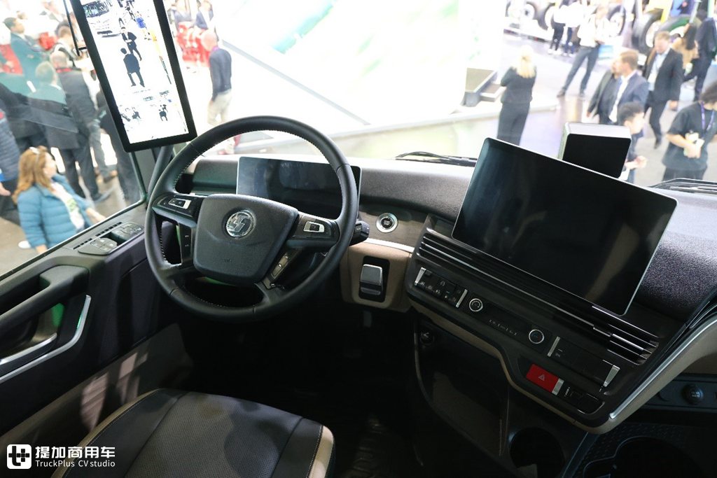 全场马力最大!陕汽德龙X6000 840马力牵引车亮相汉诺威IAA国际车展,配置不是一般高 - 第14张 - 提加商用车网 全场马力最大!陕汽德龙X6000 840马力牵引车亮相汉诺威IAA国际车展,配置不是一般高 - 第14张