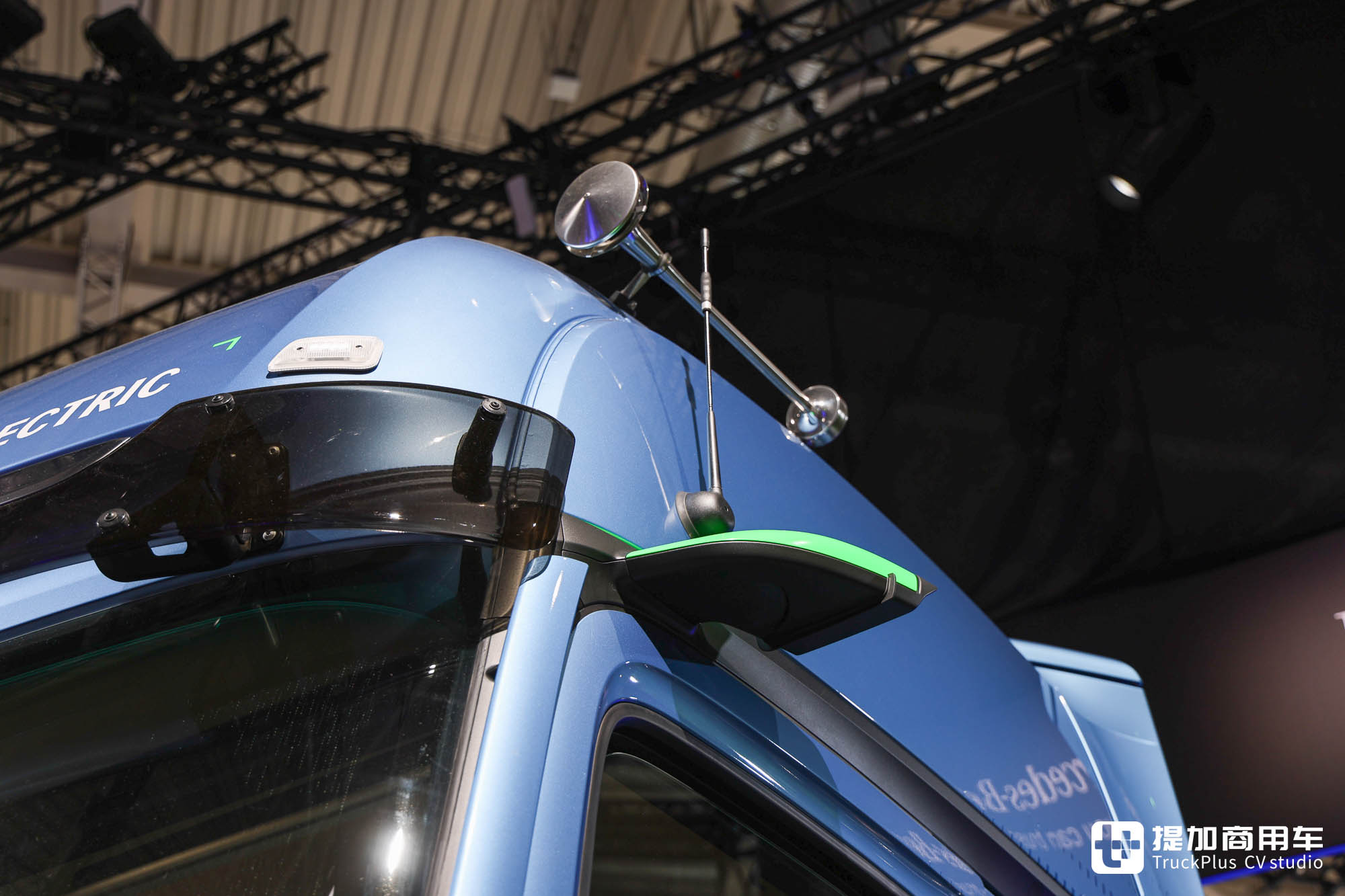2024IAA:先锋技术引领电动重卡未来,奔驰eActros 600实拍,再带您看看它为什么那么强 - 第13张 - 提加商用车网 2024IAA:先锋技术引领电动重卡未来,奔驰eActros 600实拍,再带您看看它为什么那么强 - 第13张