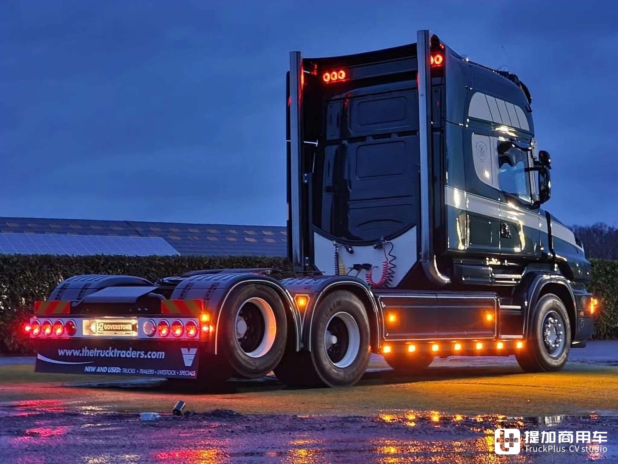 长头公路之王+V8发动机,斯堪尼亚T 164长头卡车实拍 - 第10张 - 提加商用车网 长头公路之王+V8发动机,斯堪尼亚T 164长头卡车实拍 - 第10张