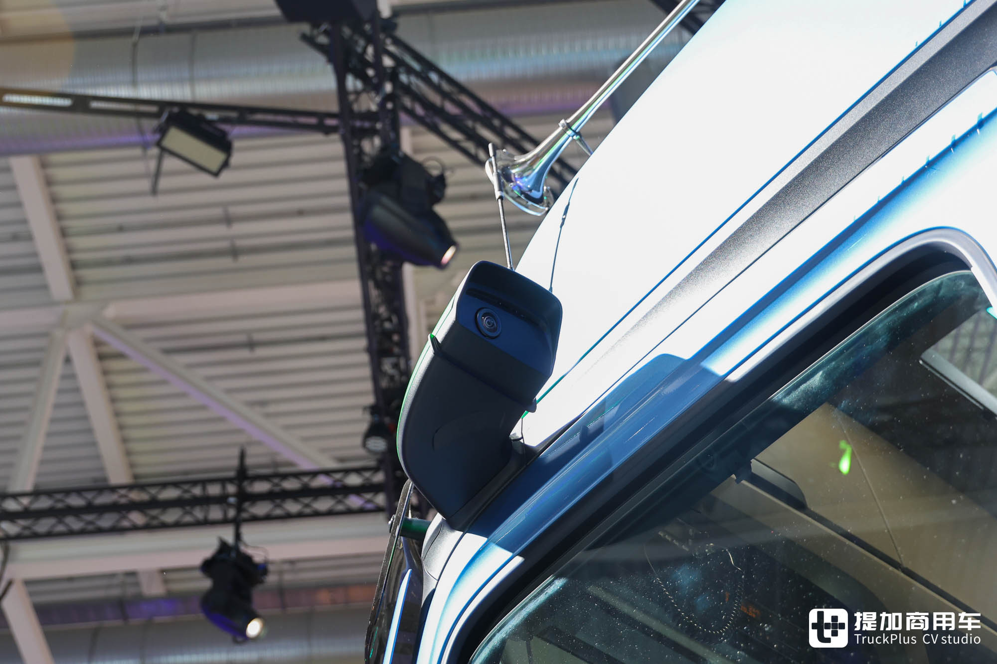 2024IAA:先锋技术引领电动重卡未来,奔驰eActros 600实拍,再带您看看它为什么那么强 - 第14张 - 提加商用车网 2024IAA:先锋技术引领电动重卡未来,奔驰eActros 600实拍,再带您看看它为什么那么强 - 第14张
