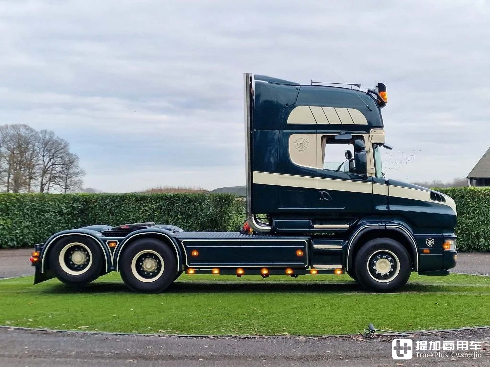长头公路之王+V8发动机,斯堪尼亚T 164长头卡车实拍 - 第15张 - 提加商用车网 长头公路之王+V8发动机,斯堪尼亚T 164长头卡车实拍 - 第15张