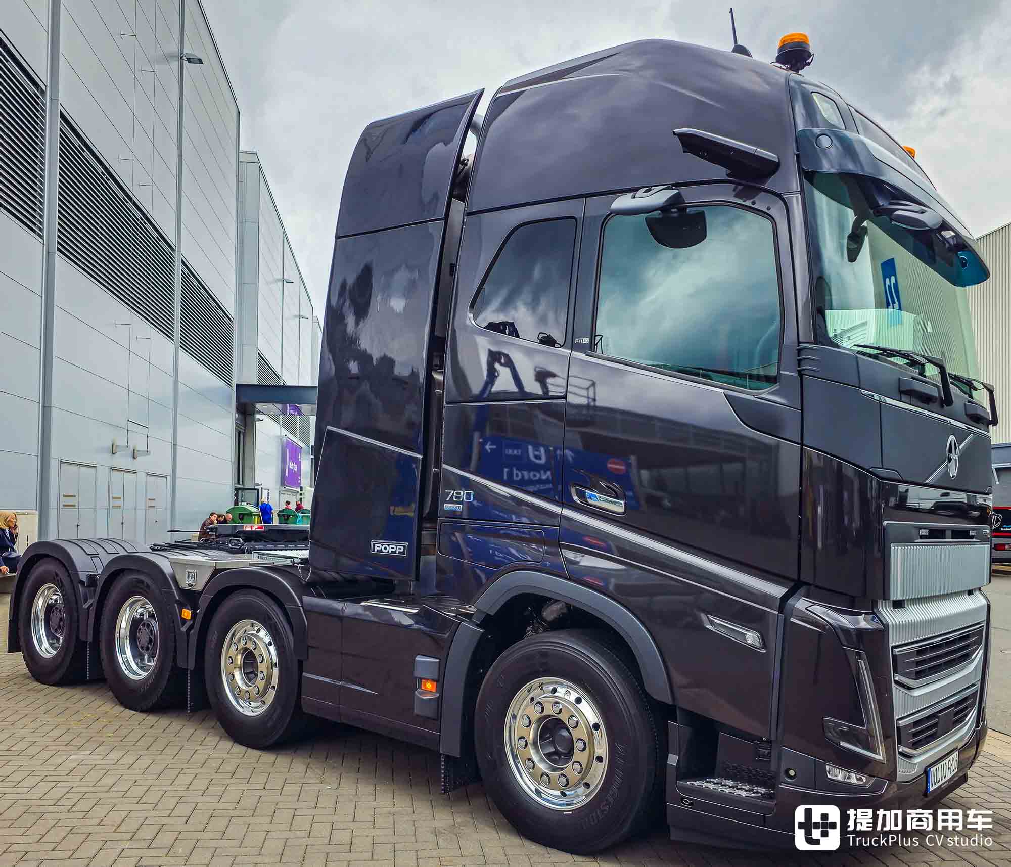 780匹马力!8x4底盘!沃尔沃FH 16大件车再升级,实力几何? - 第17张 - 提加商用车网 780匹马力!8x4底盘!沃尔沃FH 16大件车再升级,实力几何? - 第17张