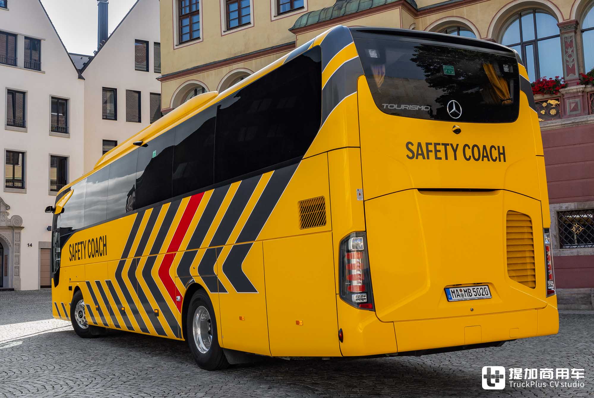 15项安全系统加持,奔驰Tourismo Safety Coach安全豪华巴士来袭 - 第19张 - 提加商用车网 15项安全系统加持,奔驰Tourismo Safety Coach安全豪华巴士来袭 - 第19张