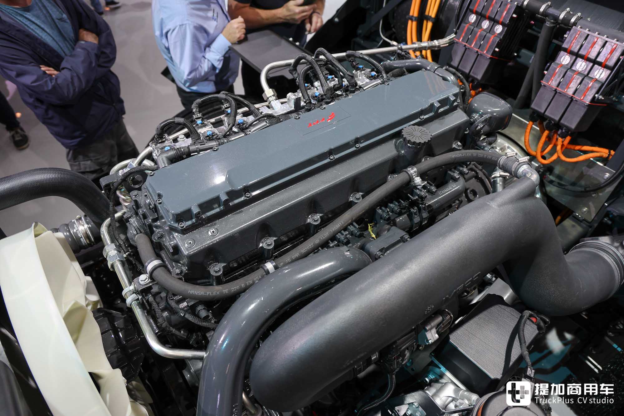 2024IAA:氢内燃机结合增程混动技术?深入解读依维柯氢内燃重卡展品 - 第22张 - 提加商用车网 2024IAA:氢内燃机结合增程混动技术?深入解读依维柯氢内燃重卡展品 - 第22张