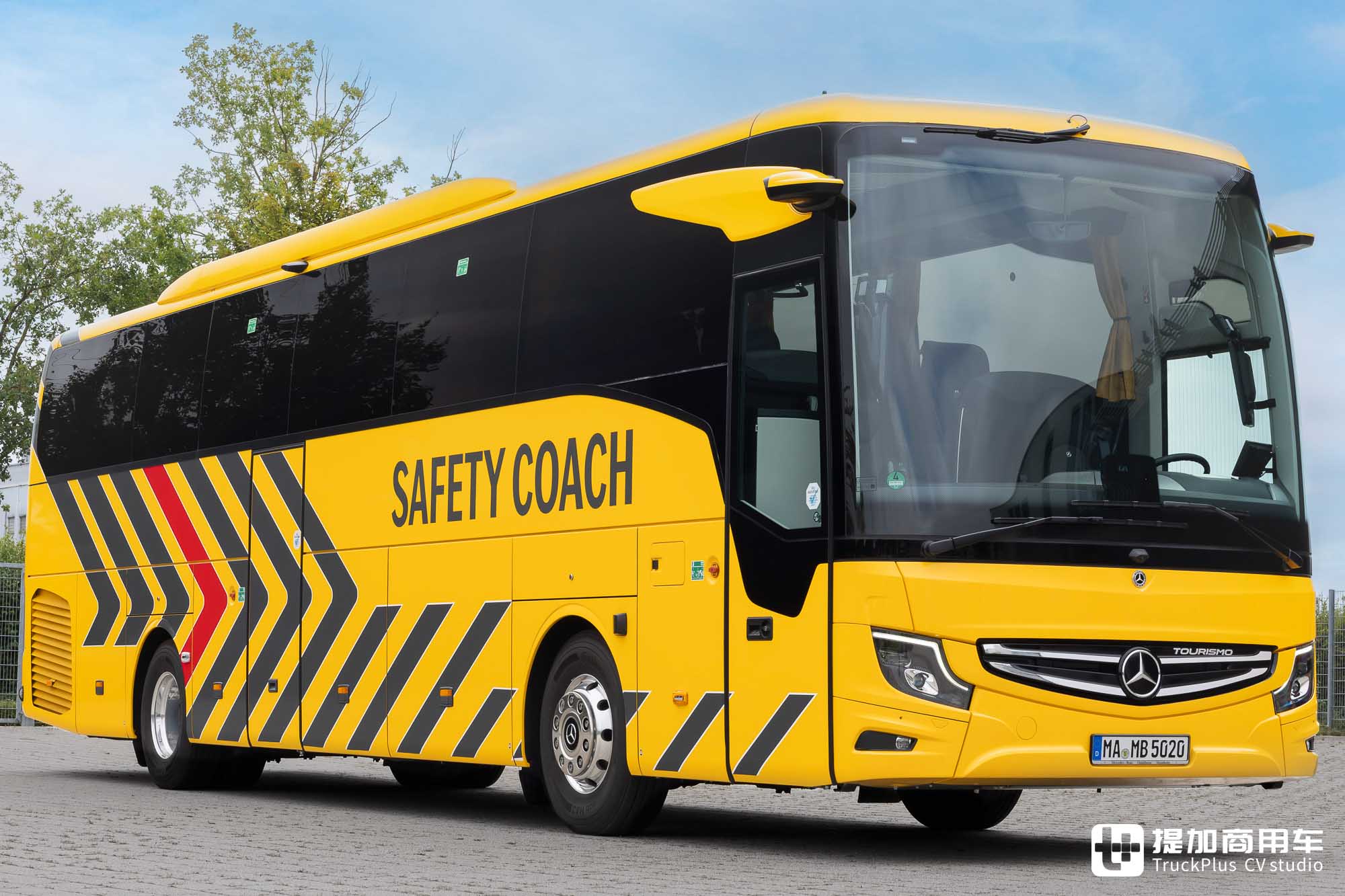 15项安全系统加持,奔驰Tourismo Safety Coach安全豪华巴士来袭 - 第4张 - 提加商用车网 15项安全系统加持,奔驰Tourismo Safety Coach安全豪华巴士来袭 - 第4张