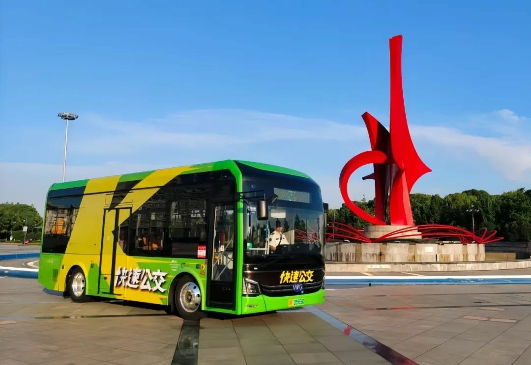 国庆出行新选择,安凯客车助力嘉兴快速公交 - 第2张 - 提加商用车网 国庆出行新选择,安凯客车助力嘉兴快速公交 - 第2张