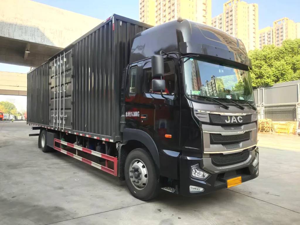 发哥驾到丨快递车主的真实声音！江淮重卡，双十一路上的得力伙伴 - 第5张