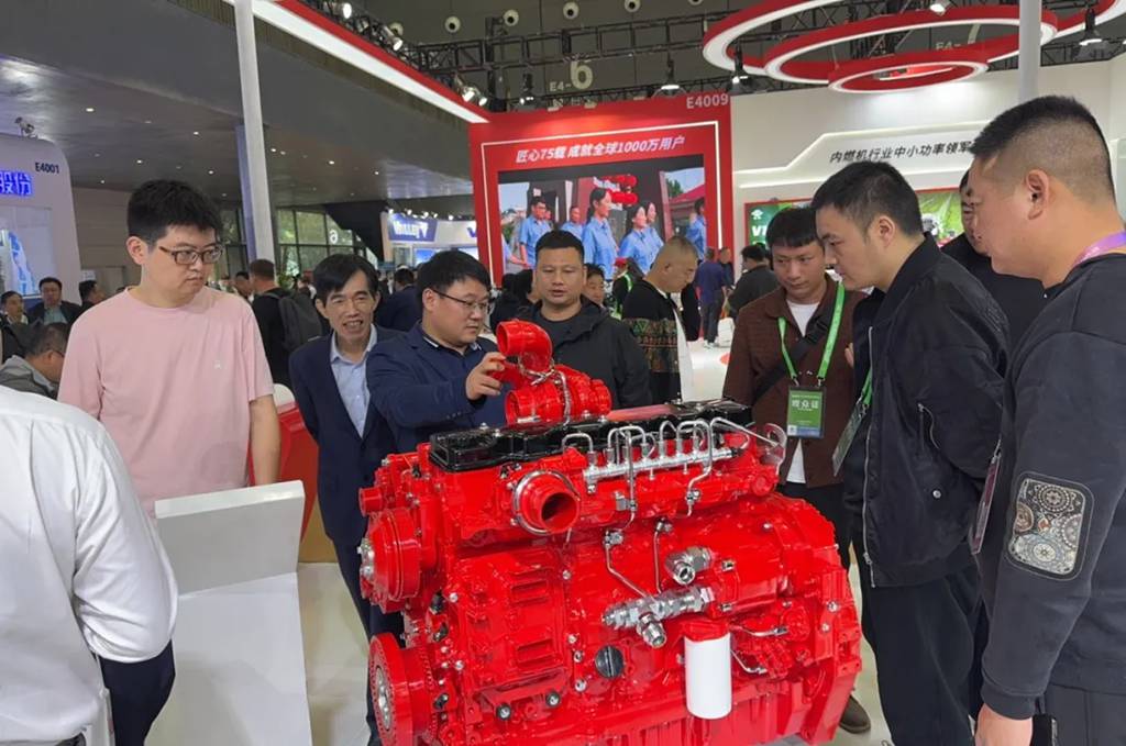 2024中国农机展开幕!东康四款非道路产品亮相农机展大展风采 - 第3张 - 提加商用车网 2024中国农机展开幕!东康四款非道路产品亮相农机展大展风采 - 第3张