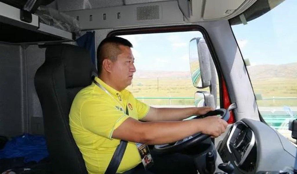 卡友找货源难：联合重卡旗下联合好运货运平台应运而生 - 第1张