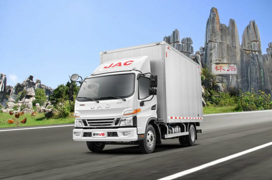 【江淮1卡车友记·三十五】云南夫妻巧致富,骏铃全程守护石林鸡运输! - 第1张 - 提加商用车网 【江淮1卡车友记·三十五】云南夫妻巧致富,骏铃全程守护石林鸡运输! - 第1张