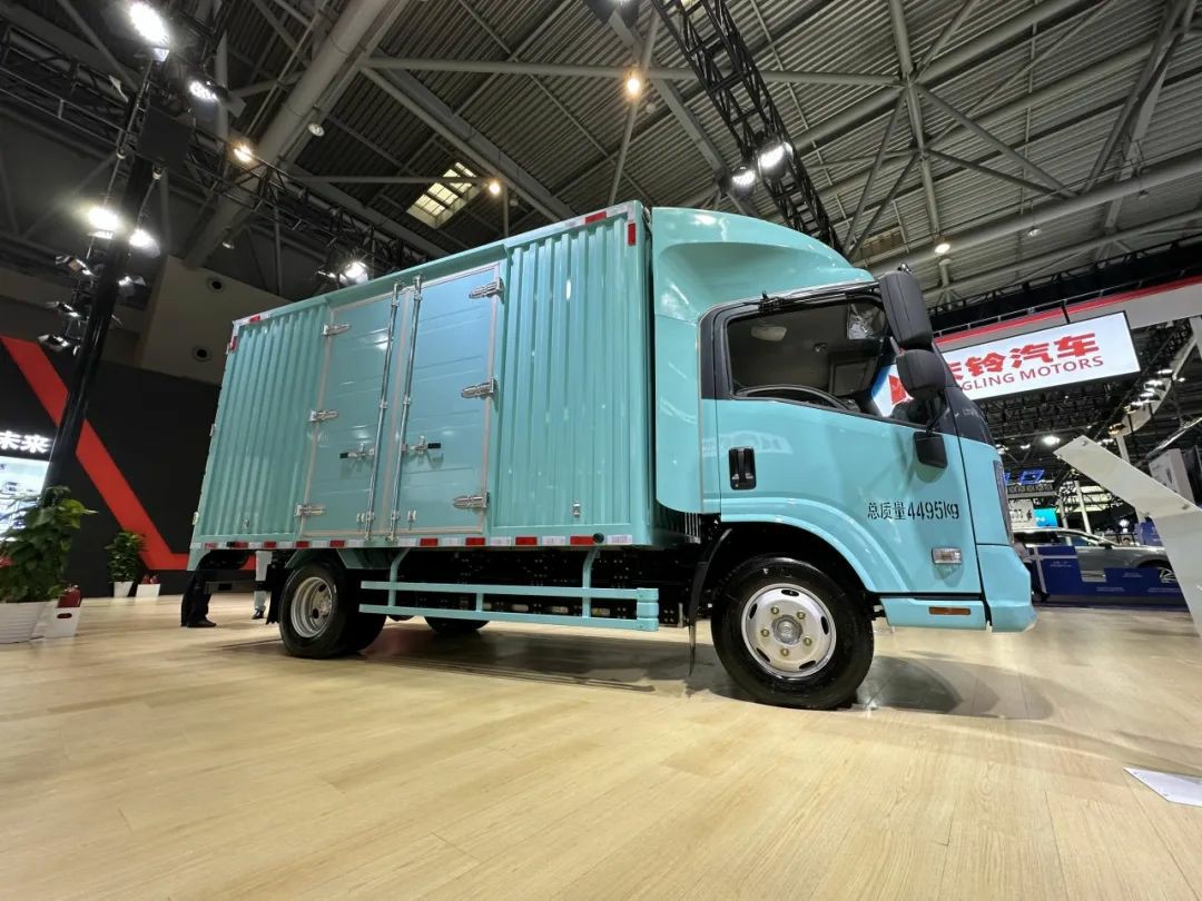 城配“王者”如何征服双11?新EVM100告诉你 - 第1张 - 提加商用车网 城配“王者”如何征服双11?新EVM100告诉你 - 第1张