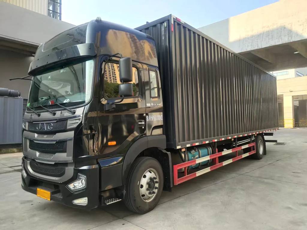 发哥驾到丨快递车主的真实声音！江淮重卡，双十一路上的得力伙伴 - 第4张