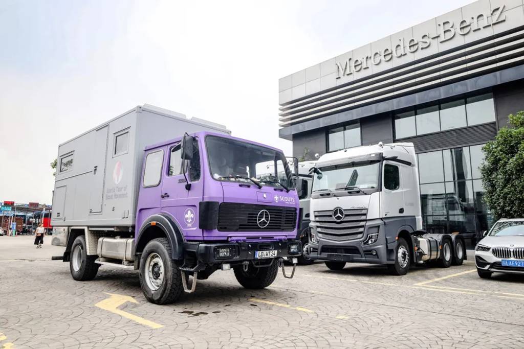 老车新梦,抵达成都:38年前的奔驰消防车变身旅居车环游世界 - 第4张 - 提加商用车网 老车新梦,抵达成都:38年前的奔驰消防车变身旅居车环游世界 - 第4张