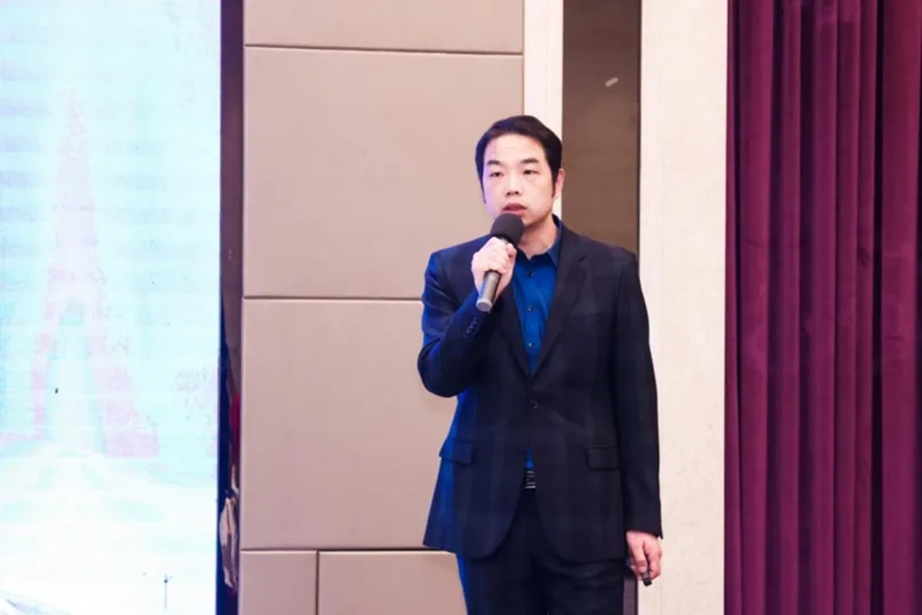 东风天锦康明斯新品在深发布,红宝石动力席卷快递快运行业前线 - 第4张 - 提加商用车网 东风天锦康明斯新品在深发布,红宝石动力席卷快递快运行业前线 - 第4张