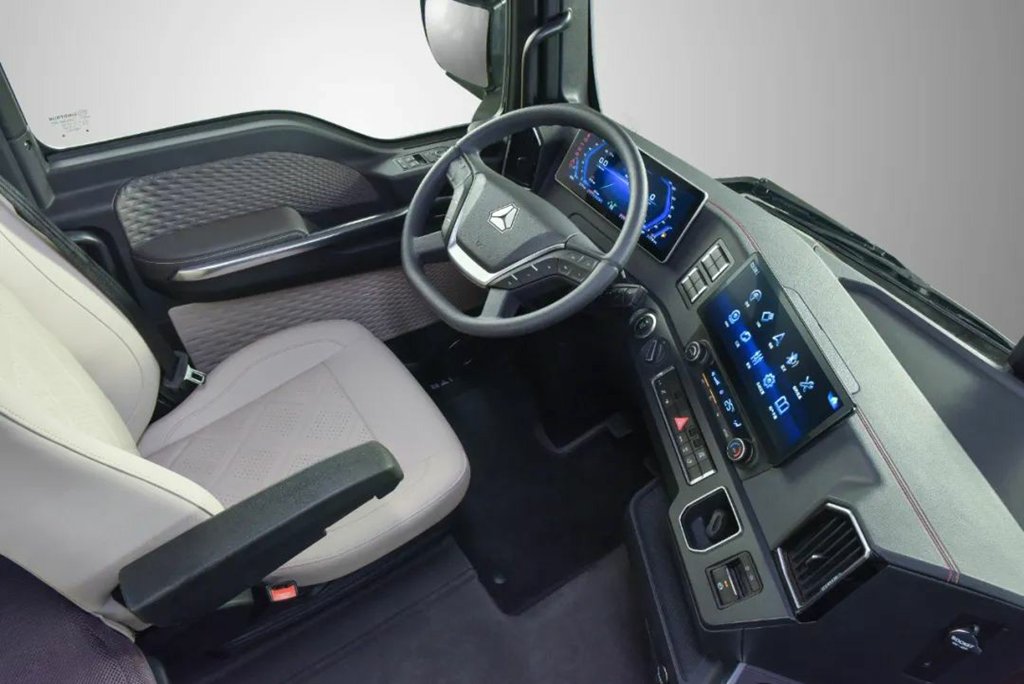 梁师傅:“车好不好,用过才知道!汕德卡G7H 630,我的赚钱新利器!” - 第4张 - 提加商用车网 梁师傅:“车好不好,用过才知道!汕德卡G7H 630,我的赚钱新利器!” - 第4张